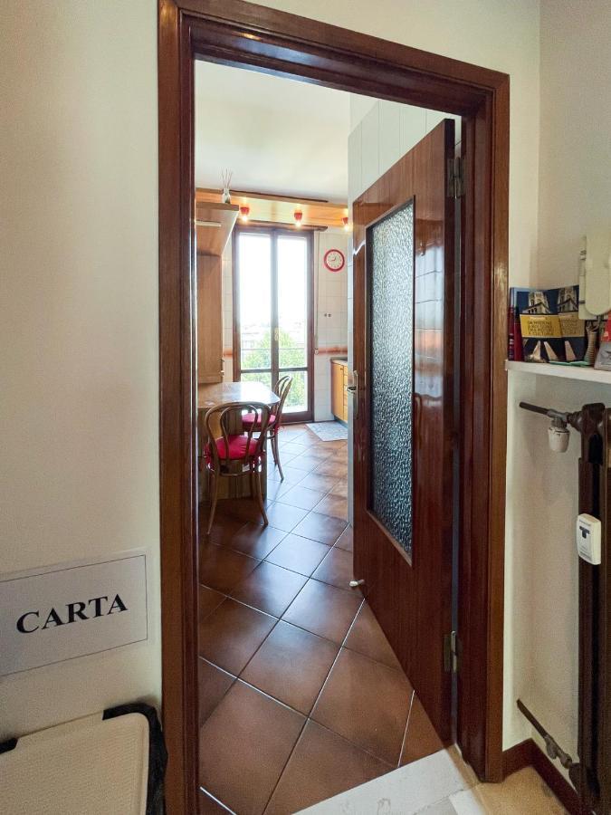 ホテル Casa Gramsci - Affitti Brevi Italia モデナ エクステリア 写真